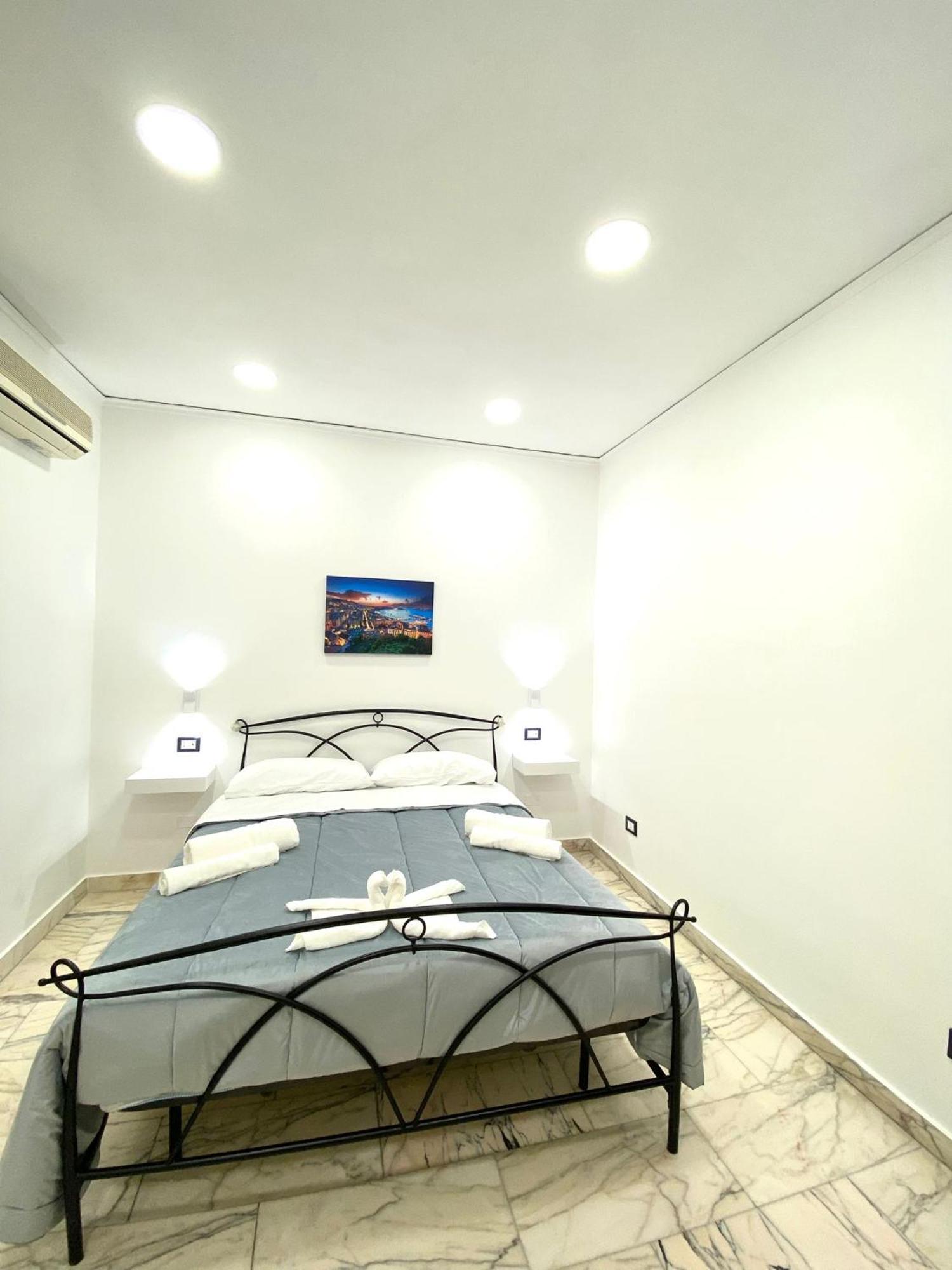 נאפולי Castellano Apartment מראה חיצוני תמונה