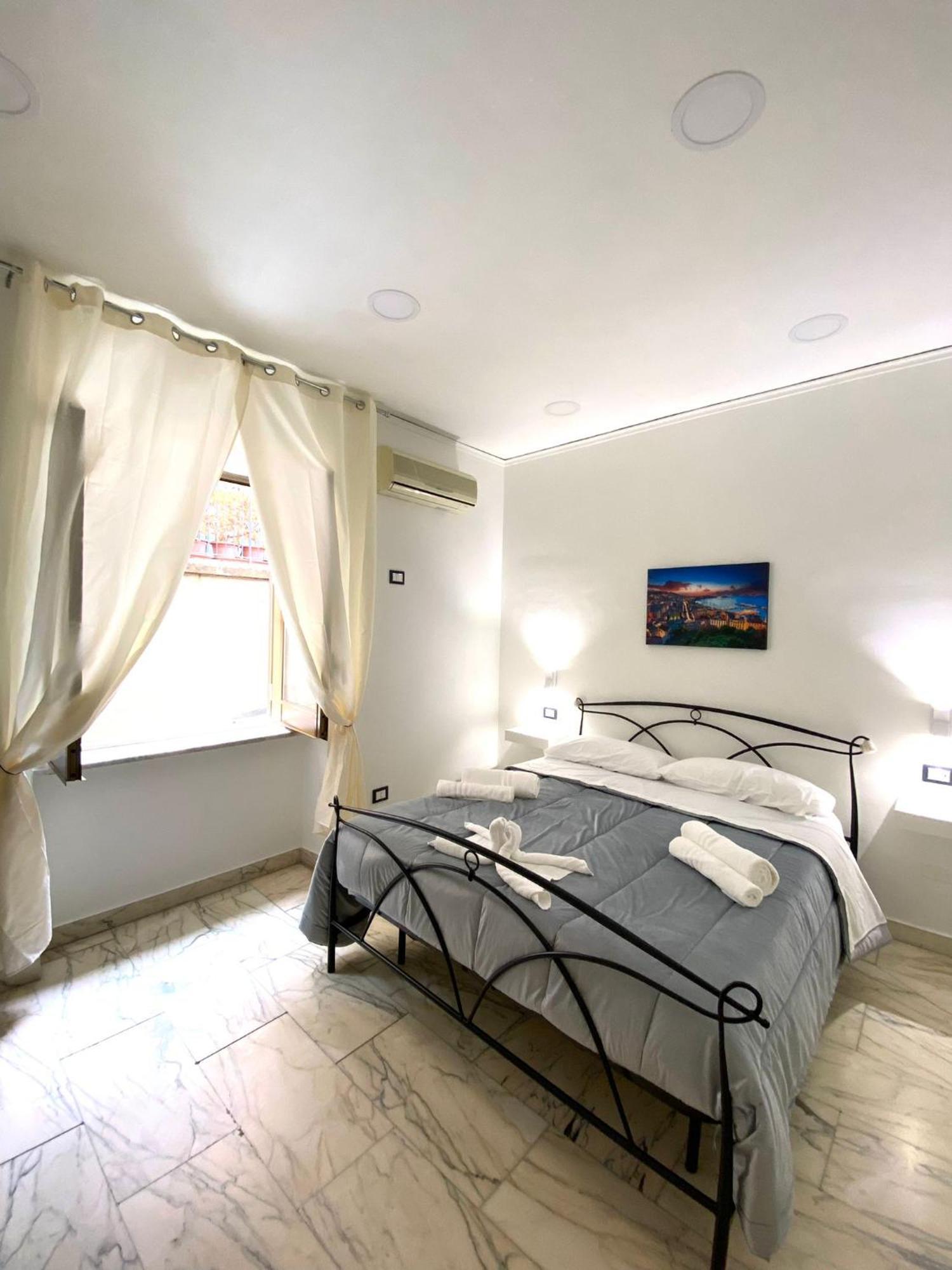 נאפולי Castellano Apartment מראה חיצוני תמונה